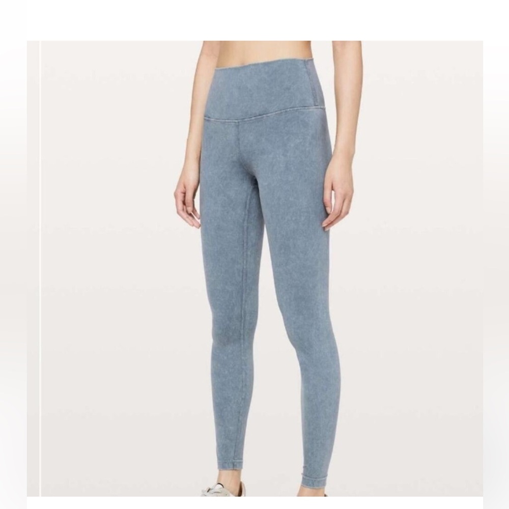 Lululemon Wunder Under Leggings 25", Washed Moon Blue, Size 4.